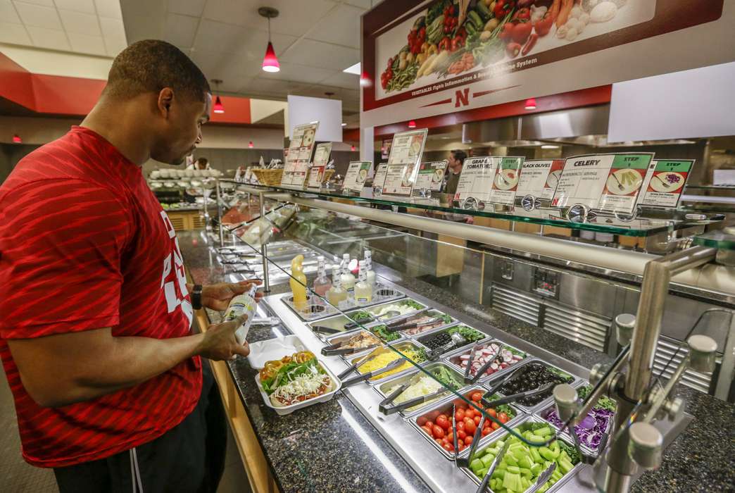Does Bach make you want a burger? Tchaikovsky for tofu? Music can influence our food choices. (AP Photo/Nati Harnik)