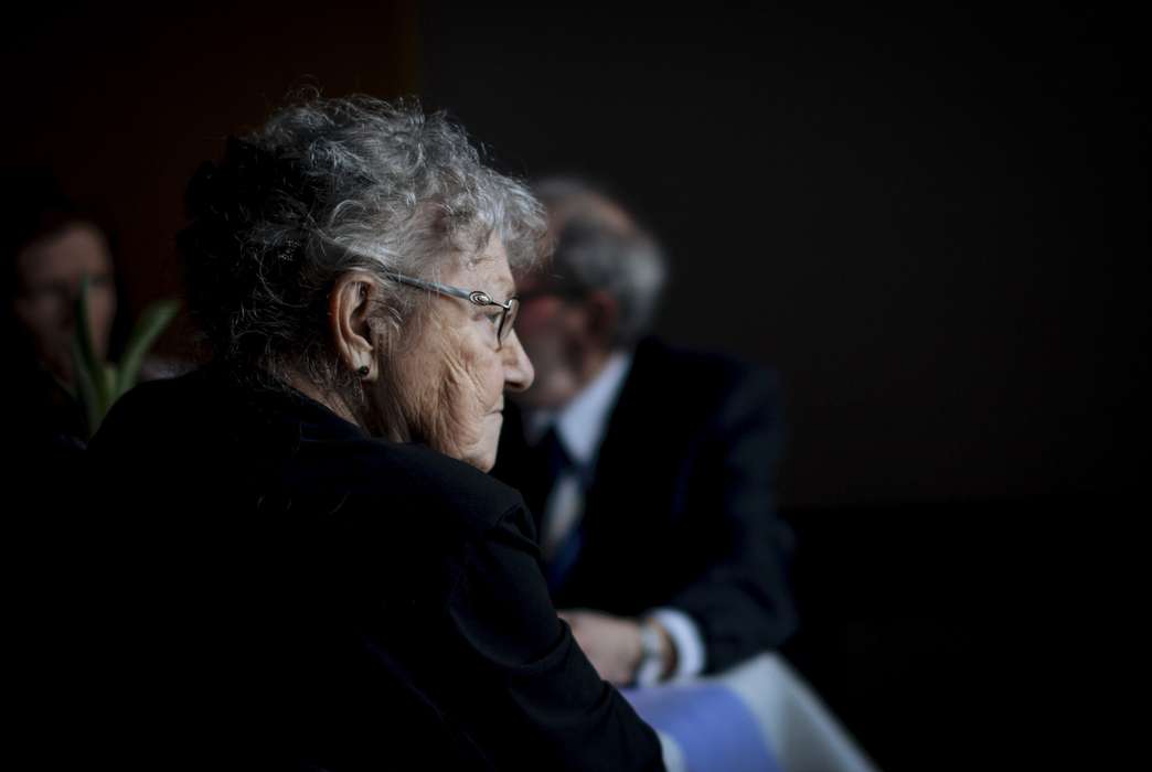 Late-life depression can be linked to higher levels of cell-free mitochondrial DNA in the bloodstream. (Unsplash/Christian Langballe)