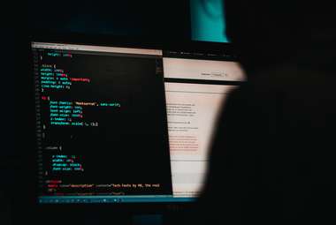 It turns out hackers burn out just like their white-collar prey. (Unsplash/Mika Baumeister)