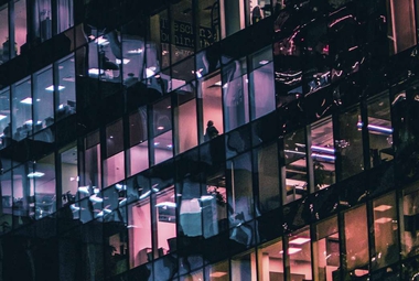 Traders who use insider info aren't necessarily well-off, since they don't win big with that knowledge. (Unsplash/Mike Kononov)
