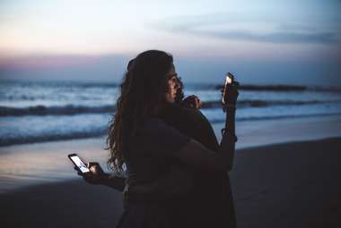 When an argument with your partner makes your heart rate go up, smartphone technology may soon be able to intervene and mediate your problems. (Pexels/Roman Odintsov)