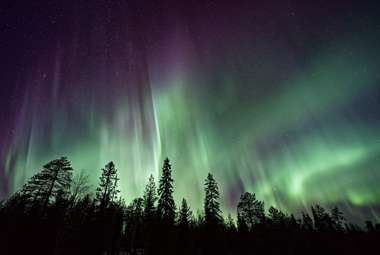 Surfing electrons from space shed new light on the northern lights. (Unsplash/Vincent Guth)