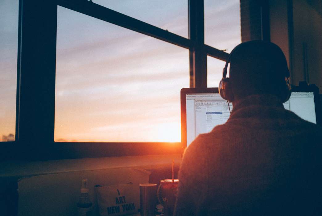 Male students involved in fraternities and sports teams were more likely to report viewing photos posted without the subject's knowledge. (Unsplash/Simon Abrams)